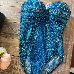 Miraclesuit Blue and Black Patterned Top